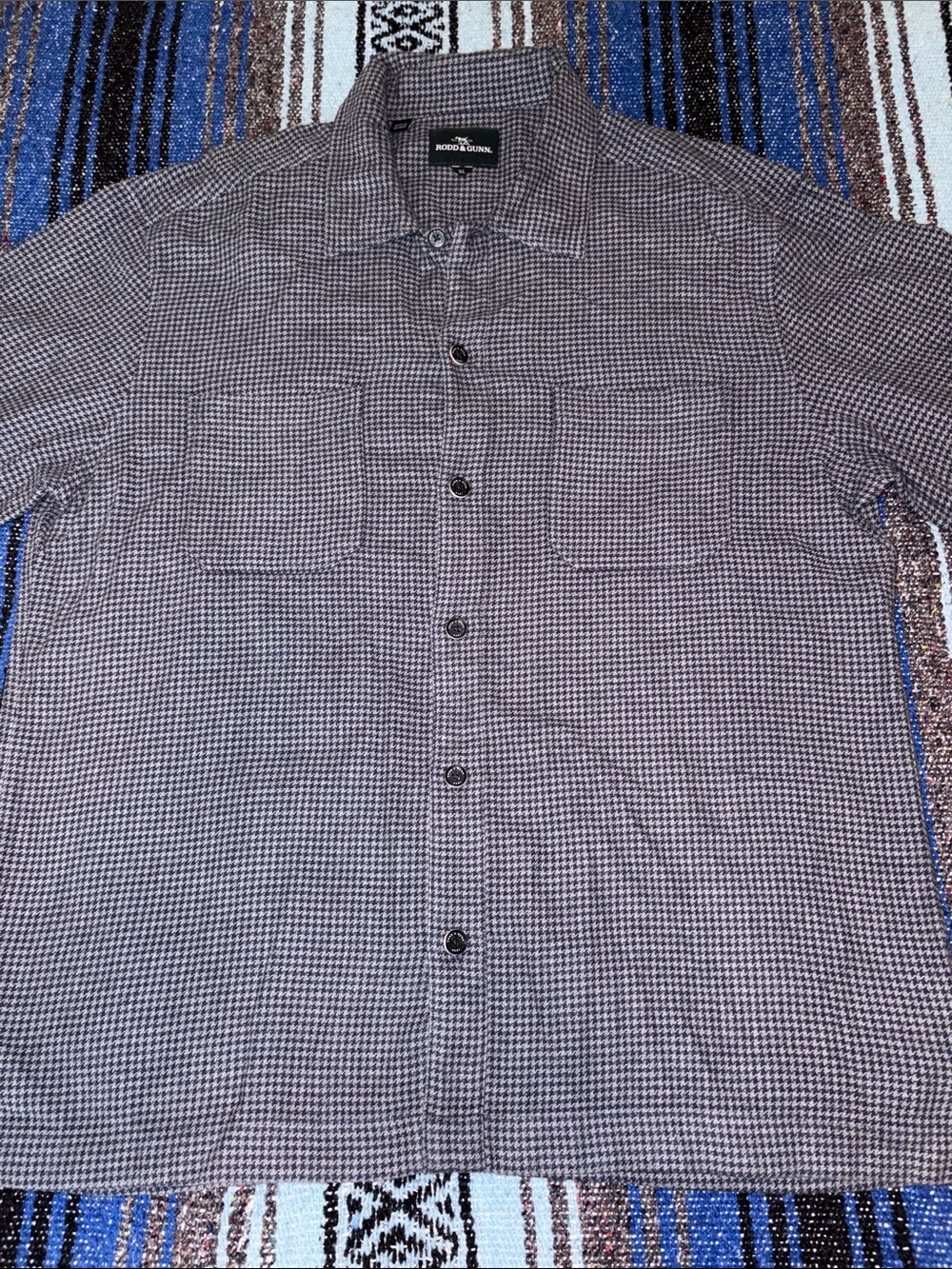 Rodd & Gunn Houndstooth Long-sleeve Button Down Shirt